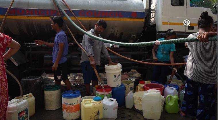 Termometreler 50 dereceyi gösterdi. Tarihin en yüksek sıcaklık rekoru - Resim: 37